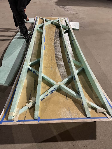 Top shell made and stringers installed